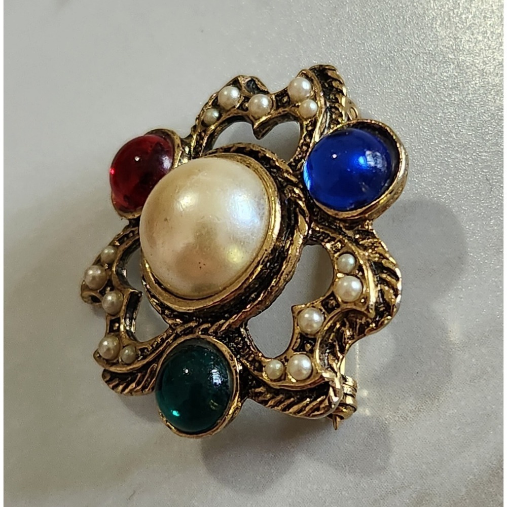 Vintage Faux Cabochon Pearl, Emerald, Ruby, & Sapphire Gold Tone Brooch - Picture 4 of 6
